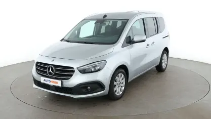 Gebraucht Mercedes T180 Progressive 116 PS (85 kW) 2022 Grau Van / Kleinbus