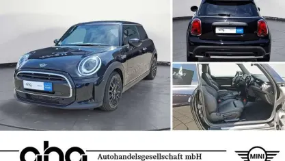 Gebraucht Mini ONE Classic 102 PS (75 kW) 2022 Schwarz Kleinwagen