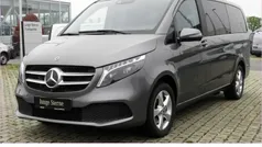 Grau Gebraucht 2023 Mercedes V250 Van / Kleinbus | 54.450 € (Fairer Preis)