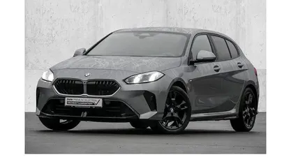 Grau Gebraucht 2025 BMW 120 M Sport Kleinwagen | 34.999 € (Fairer Preis)