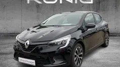Schwarz Gebraucht 2023 Renault Clio V Equilibre Limousine | 18.998 € (Guter Preis)