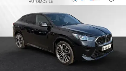 Gebraucht BMW X2 M Sport 163 PS (119 kW) 2025 Black sapphire metallic SUV