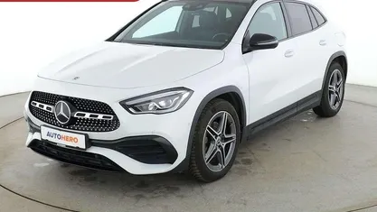 Gebraucht Mercedes GLA200 AMG line 150 PS (110 kW) 2023 Weiß SUV