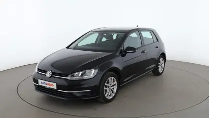 Gebraucht VW Golf VII Comfortline 110 PS (80 kW) 2017 Schwarz Limousine