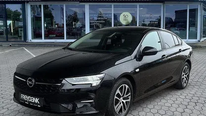 Gebraucht Opel Insignia Edition 170 PS (125 kW) 2022 Diamant schwarz/karbon schwarz Limousine