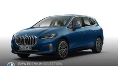 Blau Gebraucht 2022 BMW 218 Active Tourer Luxury Line Van / Kleinbus | 26.498 € (Fairer Preis)
