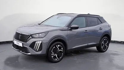 Neu Peugeot 2008 GT 136 PS (100 kW) 2025 Grau SUV