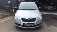 Gebraucht 2010 Skoda Fabia Kleinwagen | 5.200 € (Fairer Preis)