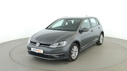 Gebraucht VW Golf VII Comfortline 116 PS (85 kW) 2018 Grau Limousine