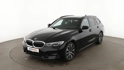 Schwarz Gebraucht 2020 BMW 320 Sport Line Kombi | 27.360 € (Fairer Preis)