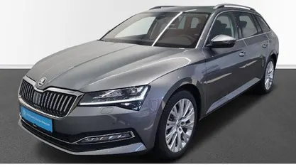Gebraucht 2023 Skoda Superb Style Kombi | 35.969 € (Guter Preis)