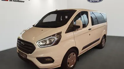 Gebraucht Ford Transit Custom Trend 150 PS (110 kW) 2025 Frostweiß Van