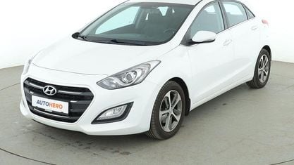Usata Hyundai i30 Passion 135 CV (99 kW) 2016 Bianco Berlina