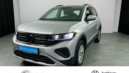 Reflexsilber (metallic) Gebraucht 2025 VW T-Cross Life SUV | 27.990 € (Fairer Preis)