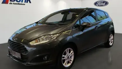Gebraucht Ford Fiesta Titanium 101 PS (74 kW) 2017 Magnetic grau Kleinwagen