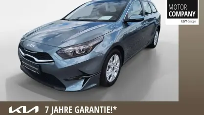 Neu Kia Ceed Sportswagon 101 PS (74 kW) 2026 Grau Kombi
