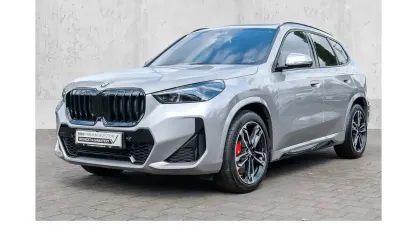 Gebraucht BMW X1 M Sport 163 PS (119 kW) 2025 Silber SUV