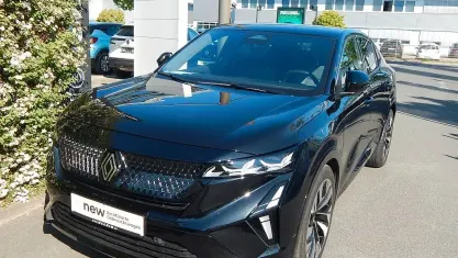 Gebraucht Renault Rafale Techno 131 PS (96 kW) 2025 Schwarz SUV