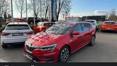 Dezirrot metallic Gebraucht 2023 Renault Mégane GrandTour Techno Kombi | 21.980 € (Fairer Preis)