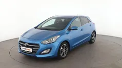 Blau Gebraucht 2016 Hyundai i30 Passion Limousine | 9.900 € (Fairer Preis)