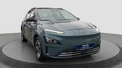 Gruen Gebraucht 2021 Hyundai Kona Trend SUV | 18.900 € (Fairer Preis)