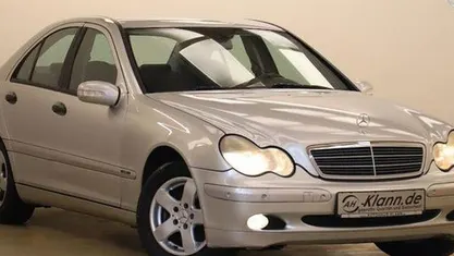 Gebraucht Mercedes C200 Classic 163 PS (119 kW) 2003 Silber Limousine