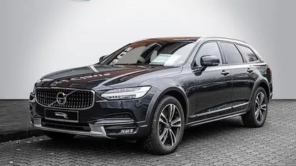 Grau Gebraucht 2019 Volvo V90 CC Pro Kombi | 29.890 € (Fairer Preis)