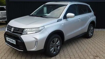 Silber Neu 2025 Suzuki Vitara Comfort SUV | 24.590 € (Fairer Preis)
