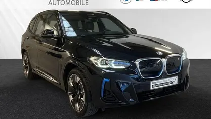 Carbonschwarz metallic Gebraucht 2023 BMW iX3 Impressive SUV | 45.700 € (Fairer Preis)