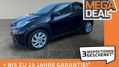 Schwarz Gebraucht 2022 Toyota Aygo Play Kleinwagen | 12.980 € (Fairer Preis)