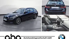 Schwarz Gebraucht 2022 BMW 320 Sport Line Kombi | 26.990 € (Guter Preis)