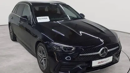 Obsidianschwarz metallic Gebraucht 2022 Mercedes C200 AMG line Kombi | 33.490 € (Fairer Preis)