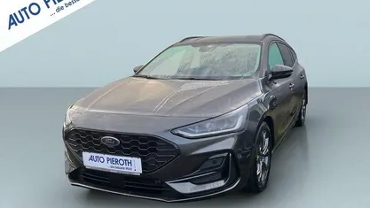 Grau Gebraucht 2024 Ford Focus ST-Line X Kombi | 23.850 € (Fairer Preis)