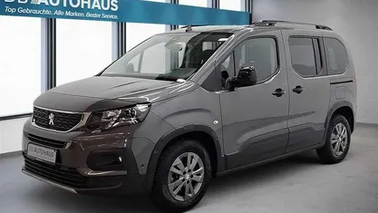 Gebraucht Peugeot Rifter Allure 131 PS (96 kW) 2023 Grau Van / Kleinbus