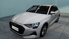 Weiß Gebraucht 2024 Audi A3 Sportback Ambiente Limousine | 33.640 € (Fairer Preis)