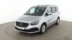 Grau Gebraucht 2023 Mercedes T180 Progressive Van / Kleinbus | 25.160 € (Guter Preis)