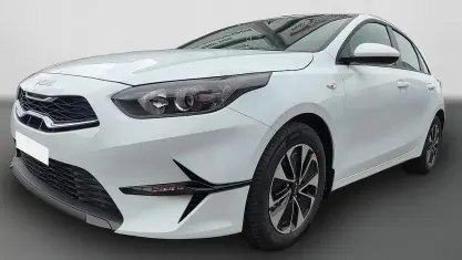 Usata Kia Ceed 140 CV (102 kW) 2026 Utilitaria