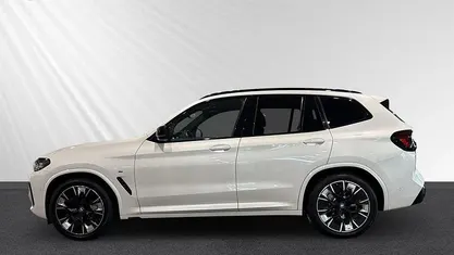 Weiß Gebraucht 2023 BMW iX3 Impressive SUV | 43.480 € (Fairer Preis)