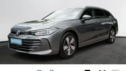 Gebraucht VW Passat Business 150 PS (110 kW) 2025 Grau Kombi