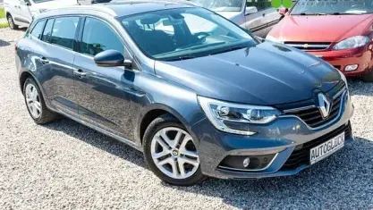 Usado Renault Mégane IV Business 132 CV (97 kW) 2017 Andere Berlina