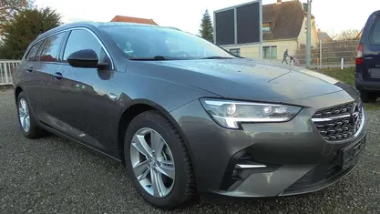 Grau Gebraucht 2022 Opel Insignia Business Kombi | 14.994 € (Guter Preis)