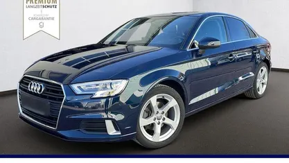 Gebraucht Audi A3 Comfort 116 PS (85 kW) 2020 Kosmosblau Limousine