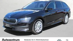 Gebraucht 2025 Skoda Octavia Selection Limousine | 33.990 € (Fairer Preis)