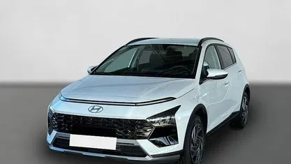 Atlas white Neu 2025 Hyundai Bayon Premium SUV | 20.800 € (Fairer Preis)