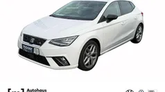 Candy weiß Gebraucht 2017 Seat Ibiza FR Limousine | 13.590 € (Fairer Preis)
