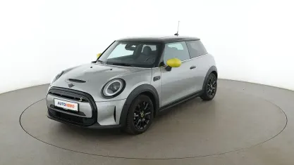 Gebraucht Mini Cooper SE Classic 135 kW (184 PS) 2023 Grau Kleinwagen