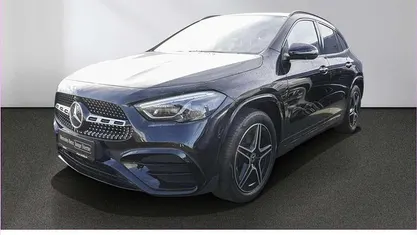 Schwarz Gebraucht 2025 Mercedes GLA180 AMG line SUV | 39.180 € (Fairer Preis)