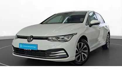 Gebraucht VW Golf VIII Active 131 PS (96 kW) 2023 Limousine