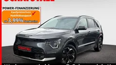 Grau ((agt) interstellar grau met.) Gebraucht 2023 Kia e-Niro Inspiration SUV | 29.979 € (Fairer Preis)