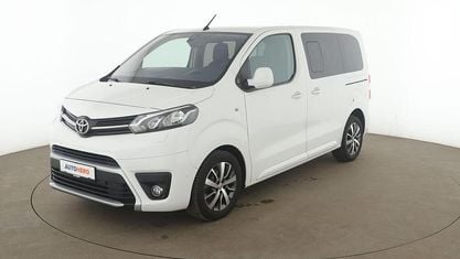 Usata Toyota Proace Verso Team 150 CV (110 kW) 2018 Bianco Station wagon